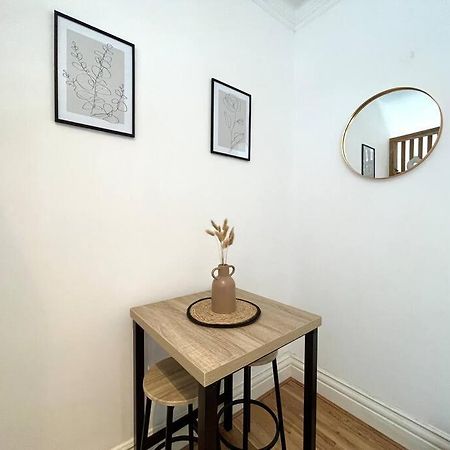 Flat 12, 10 St John'S Road Appartement Bournemouth Buitenkant foto
